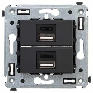USB зарядное устройство в стену, "Avanti", "Черный матовый" 4412543 DKC
