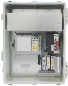 Уличный Web-управляемый PoE коммутатор OSNOVO SW-80402-WMU(port 90W) Уличный Web-управляемый PoE коммутатор на 6 портов с термостабилизацией и резервным питанием (АКБ - 7Ач). Порты: 4 x GE (10/100/1000Base-T) с PoE (до 90W) + 2 x GE SFP (1 OSNOVO