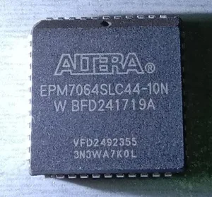 EPM7064SLC44-10N Altera