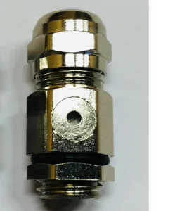 Каб.Ввод с клапаном M12L-BR металл Fucon