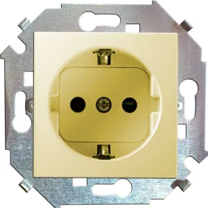 Механизм розетки 1-м СП Simon15 с заземл. сл. кость Simon 1591432-031 Simon