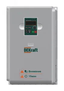 Преобразователь частоты DEKV060-11/15кВт 3 фазы 380В с торм. модулем DEKV060G011P015T4B DEKraft