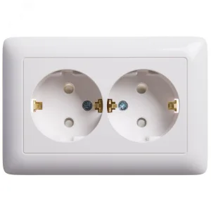 Розетка 2-м СП Хит 16А IP20 с заземл. защ. шторки бел. SE RS16-231-B Systeme Electric